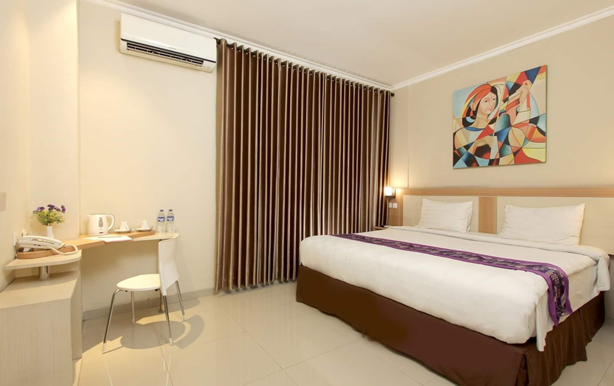 Laxston Hotel Yogyakarta Exterior photo