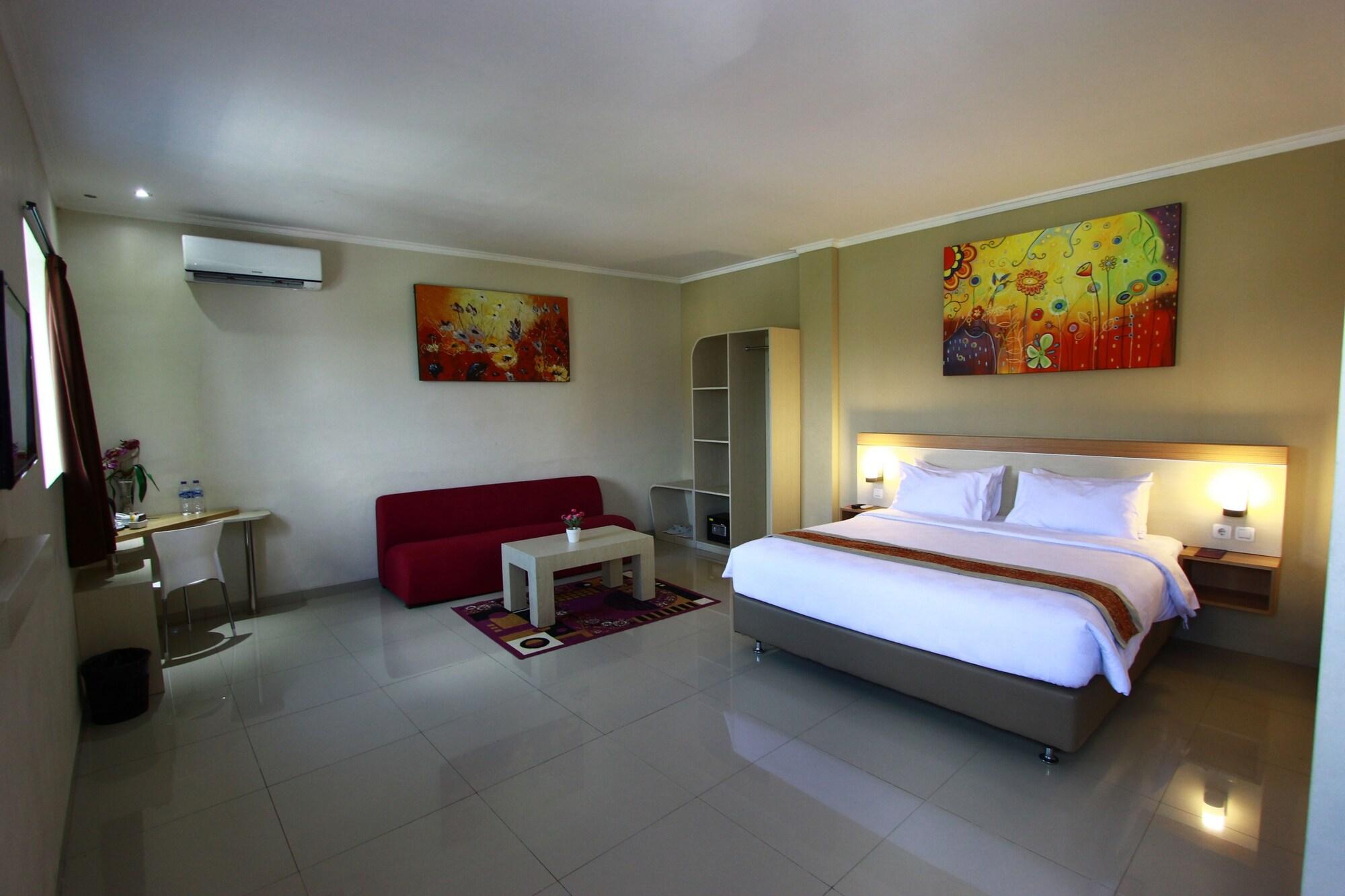 Laxston Hotel Yogyakarta Exterior photo