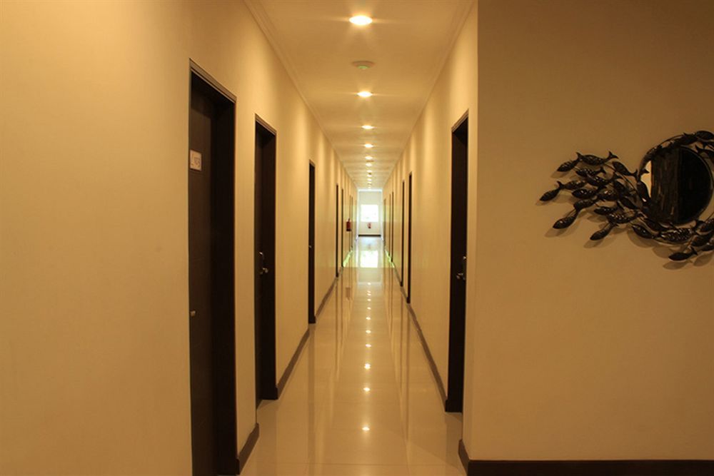 Laxston Hotel Yogyakarta Exterior photo