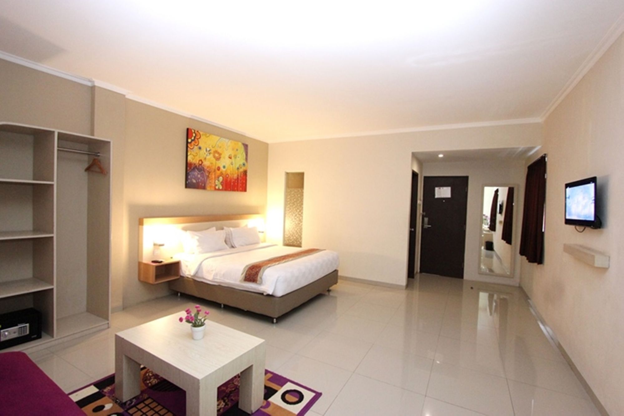 Laxston Hotel Yogyakarta Exterior photo