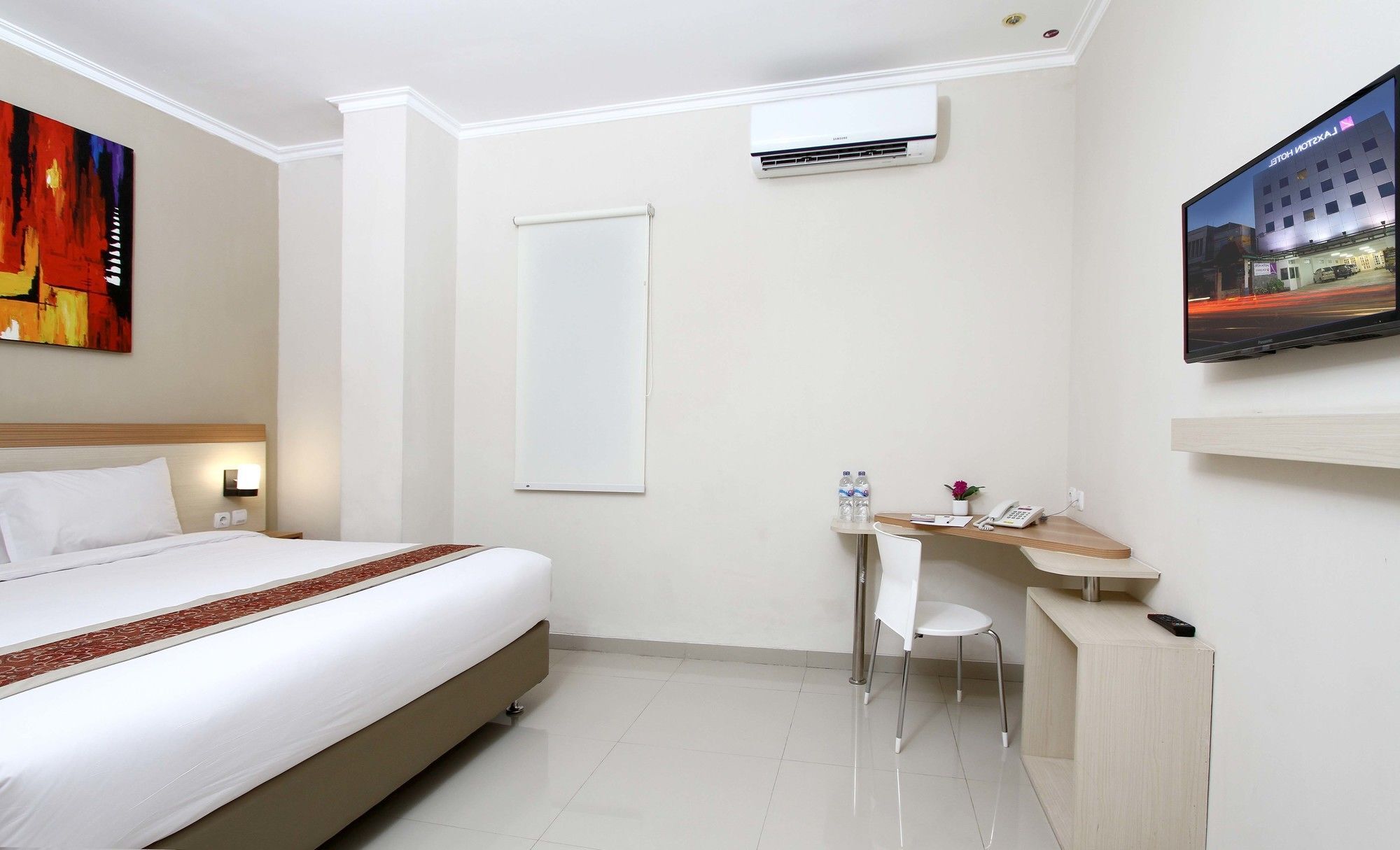 Laxston Hotel Yogyakarta Exterior photo